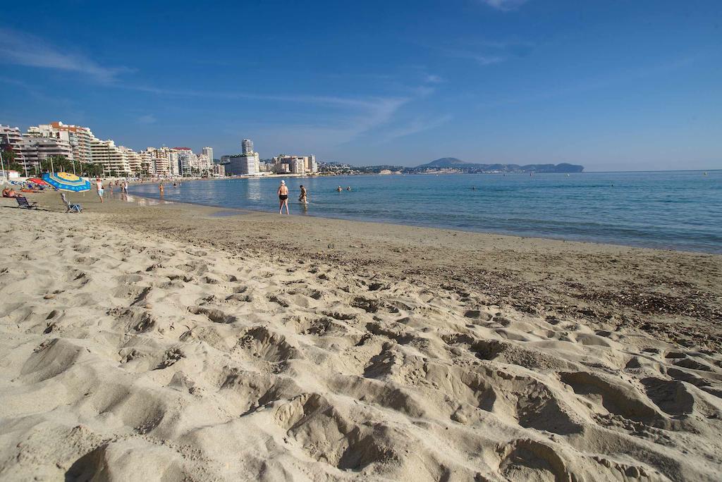 Sea Front Voramar Fibra Wifi Lägenhet Calpe Rum bild